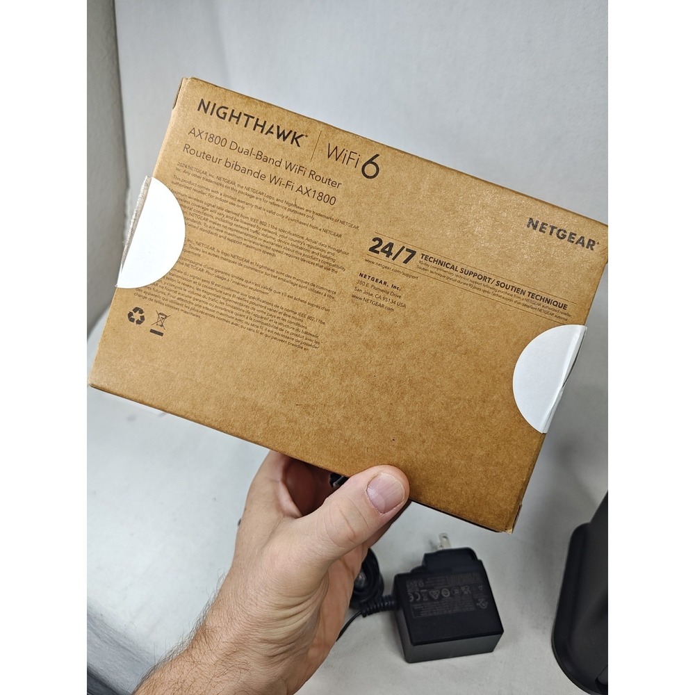 NETGEAR Nighthawk AX1800 Dual-Band WiFi 6 Router R6700AX Complete In Box - Picture 7 of 12